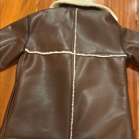 Song of Style Brown Faux Leather with Cream Interior - Picture 8 of 11